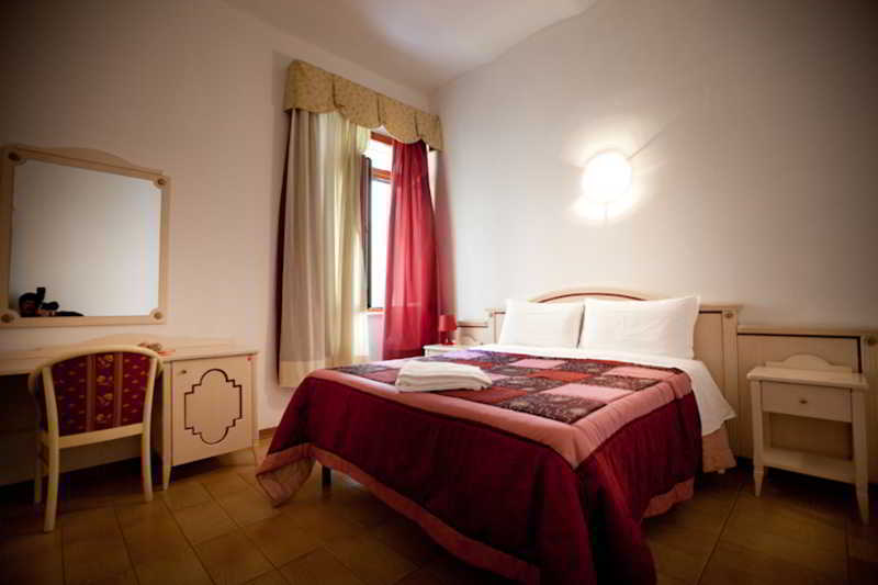 Trani B&T Rooms Рим Екстер'єр фото