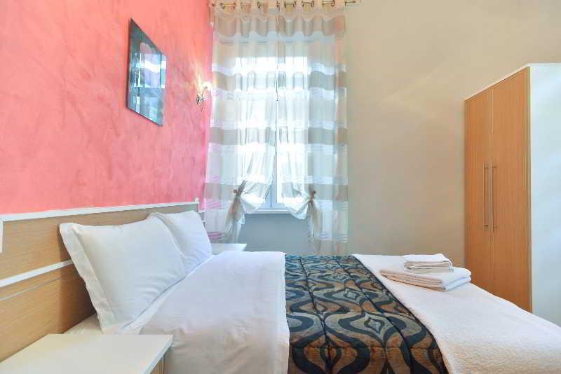 Trani B&T Rooms Рим Екстер'єр фото