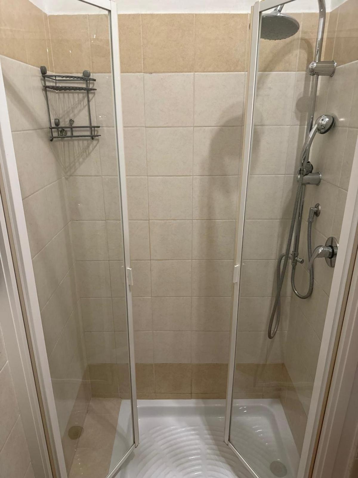 Trani B&T Rooms Рим Екстер'єр фото