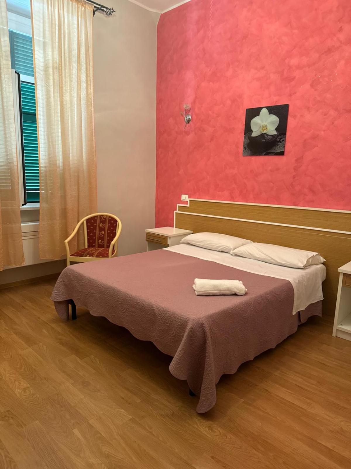Trani B&T Rooms Рим Екстер'єр фото