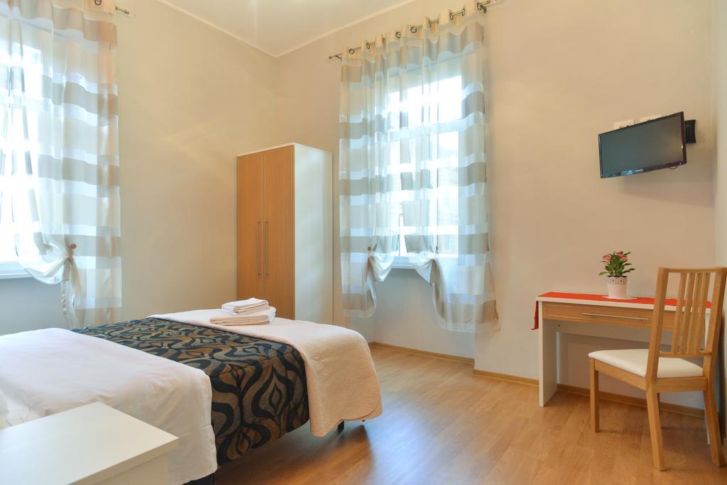 Trani B&T Rooms Рим Екстер'єр фото