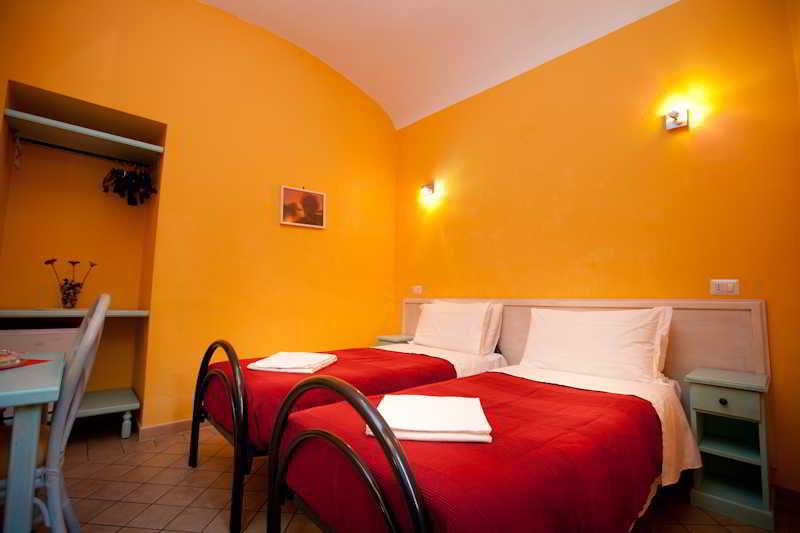 Trani B&T Rooms Рим Екстер'єр фото