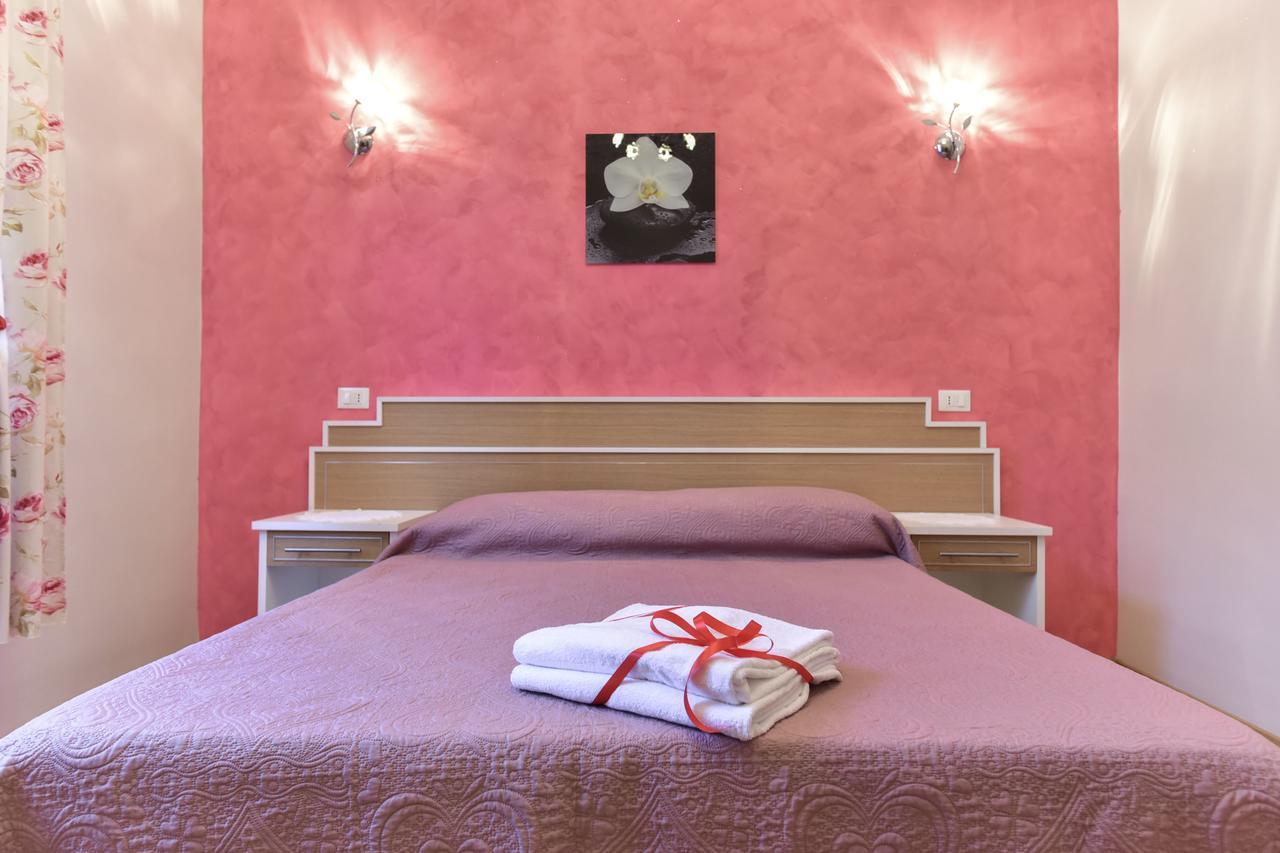 Trani B&T Rooms Рим Екстер'єр фото