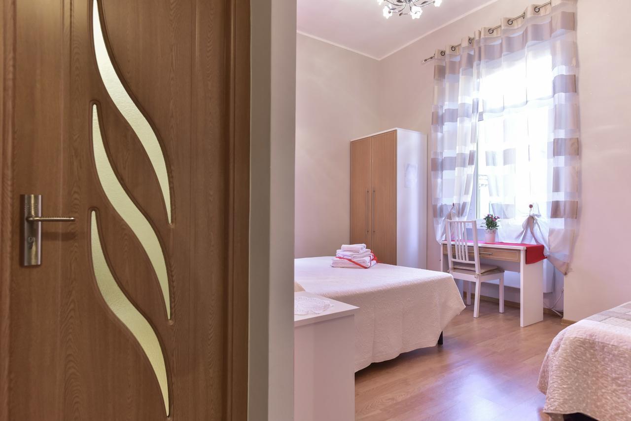Trani B&T Rooms Рим Екстер'єр фото